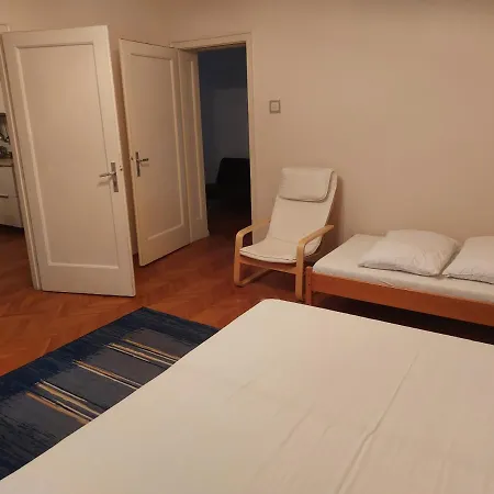 Апартаменты Apartman Luna 2 Цриквеница